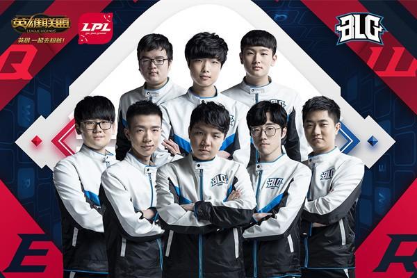 这一幕更是 这一幕更是